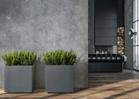 PLASTOVÝ KVETINÁČ NA KOLIESKACH BETONIQUE ECO 40X40 CM IMITÁCIA BETÓNU ANTRACITOVÁ