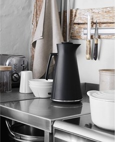 Čierna rýchlovarná kanvica 1,4 l Grand Cru – Rosendahl