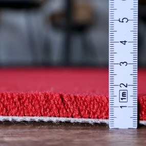 AladinWorld Expres, Metrážny koberec Monarch red, na mieru, šíře 4m, červená, ab (mriežka), chodba / predsieň