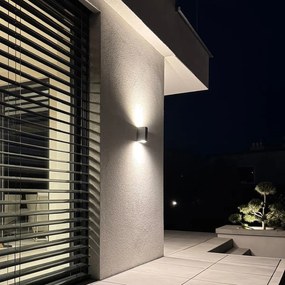 Nástenná lampa čierna 2-svetlo IP44 so senzorom súmraku - Baleno II