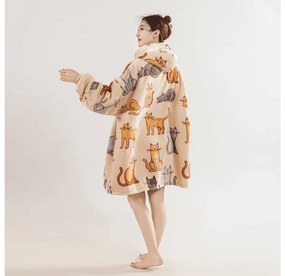 Baránková mikinová deka s rukávmi a kapucňou COLORED CATS krémová