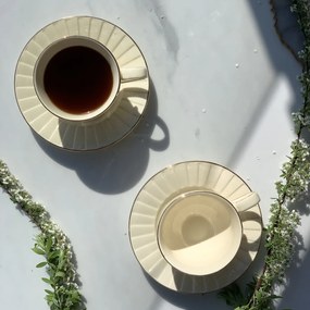 Porcelánová šálka na nohe s podšálkou Ecru Nina 120 ml sada 2ks