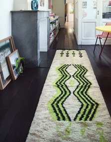 Béžový ručne viazaný vlnený behúň so vzorom Neon - 80*370 cm