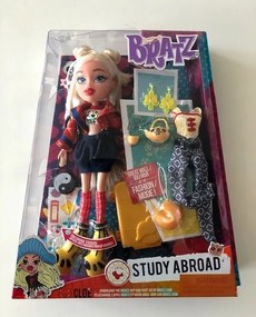 Bratz Bábika študentka v zahraničí - Cloe