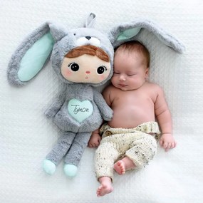 Bábika králik šedo-mätový s menom Kája 50 cm