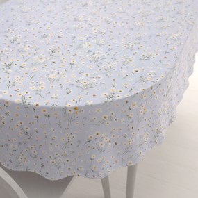 Biante Bavlnený oválny obrus Sandra SA-617 Margarétky na svetlo modrom 120x140 cm