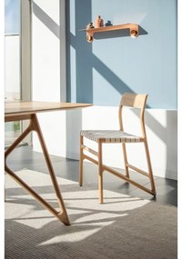 Jedálenská stolička z masívneho dubového dreva s bielym sedadlom Gazzda Fawn