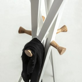 Biely vešiak Kave Home Benzara