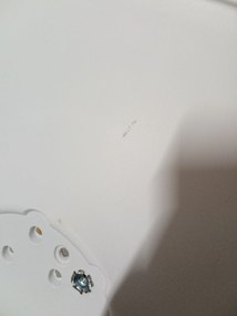 AKCIA Bielo-čierna stolička BALI MARK s čiernymi nohami II. akosť