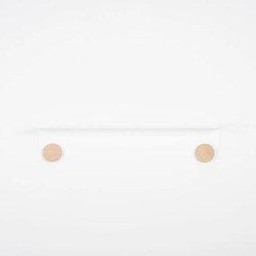 Nástenná biela polica z ocele s detailom z dubového dreva s 2 háčikmi Gazzda Hook, dĺžka 60 cm