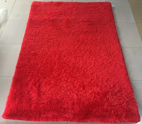 TA Koberec RED RED SILK Červený Obdĺžnikový Rozmer: 140x200 cm