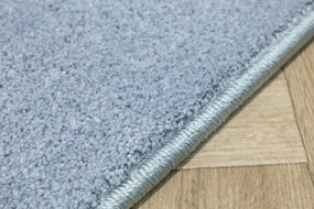 Metrážny koberec Saint-Tropez 418 svetlomodrý