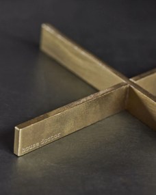 House Doctor Podložka pod hrniec Cros Brushed Brass