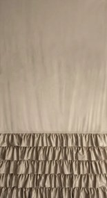 Dekorstudio Luxusný záves CARLI na pásku s volánikmi a trblietavým pásom kryštálov - tmavobéžový Rozmer závesu: 140x250cm