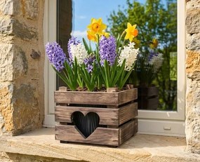 AMADEA Drevený obal na kvetináč so srdcom tmavý, 17x17x15cm Český výrobok