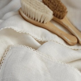 Bambusová Junior zavinovačka s čipkou vanilka 100x135 cm