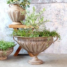 Kovový kvetináč na nohe Flower Antique Mocca – Ø 56*38 cm