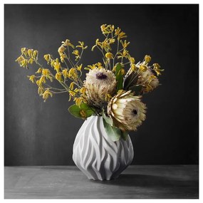 Biela porcelánová váza Morsø Flame, výška 23 cm
