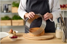 Krájač na tortové korpusy z nehrdzavejúcej ocele – Blomsterbergs