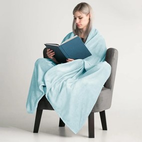 Svetlomodrá deka z mikrovlákna DecoKing Mic, 160 x 210 cm