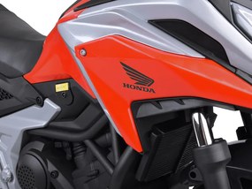 JOKOMISIADA Elektrická motorka na batériu pre deti HONDA NC750X so zvukmi červená PA0314