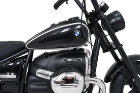 Elektrická motorka BMW R18 čierna