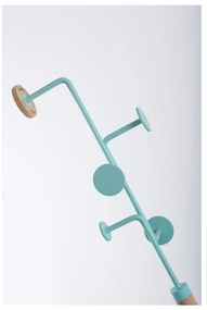 Stojací vešiak z masívneho dubového dreva s modrým detailom Gazzda Hook