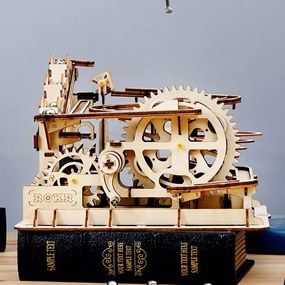Robotime 3D drevené mechanické puzzle Kuličková dráha Marble Parkour 254 ks