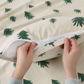 Goldea vianočná flanelová obliečka na vankúš - stromčeky na režnom 40 x 40 cm