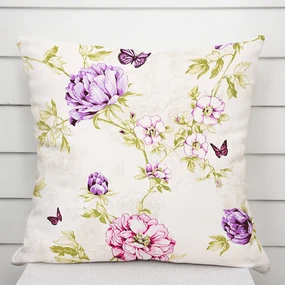 Biante Bavlnená obliečka na vankúš Sandra SA-532 Fialové kvety s motýlikmi na svetlo krémovom 60 x 60 cm