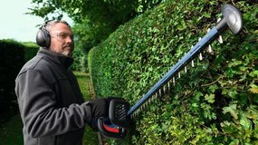 BOSCH GHE 18V-50 (II) PROFESSIONAL Akumulátorové nožnice na živé ploty 06008C9600
