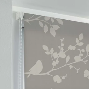 Svetlohnedá textilná roleta 90x180 cm Rossignol – douceur d'intérieur