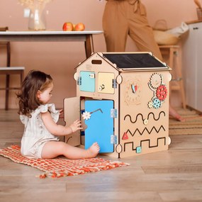 Drevený activity board domček Natura