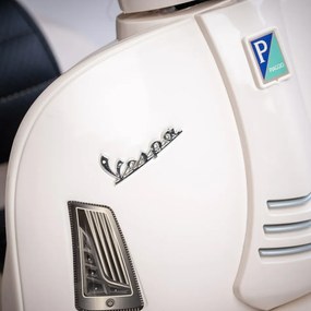 Baby Mix Detská elektrická motorka Vespa, biela