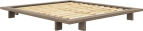 Hnedá dvojlôžková posteľ z borovicového dreva s roštom 180x200 cm Japan – Karup Design