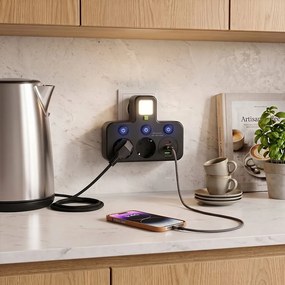 Toolight Toolight, JNH017, zásuvkový rozbočovač 2 zásuvky + 2× USB-A + USB-C s LED svetlom, čierna, OSW-56308