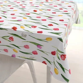 Biante Bavlnený štvorcový obrus Sandra SA-506 Tulipány na bielom 50x50 cm
