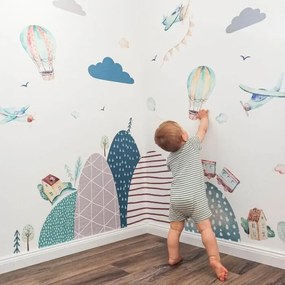 Nálepky na stenu pre chlapca - Modré balóny a kopce