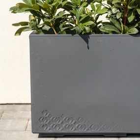 PLASTOVÝ KVETINÁČ NA KOLIESKACH BETONIQUE 39X39X78 CM IMITÁCIA BETÓNU SIVÁ