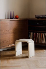 Béžová kovová záhradná stolička Nokk – noo.ma