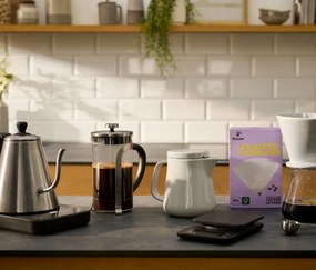 Elektrická kanvica s labutím hrdlom