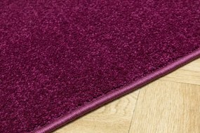 Metrážny koberec CAROUSEL 114 NSF fialový