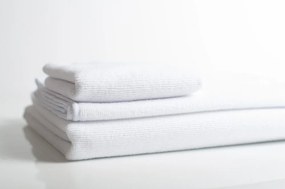 Towel City Rýchloschnúci športový uterák 110x30 - Námornícka modrá