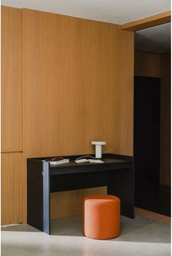 Vlnený taburet v terakotovej farbe Folk – noo.ma