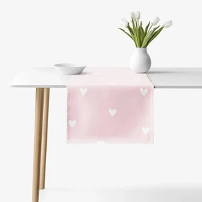 Goldea behúň na stôl 100% bavlnené plátno - srdiečka na púdrovo ružovom 20x140 cm