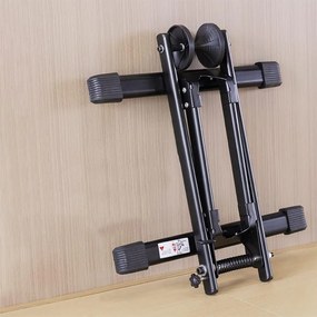 Skladací stojan na uskladnenie bicyklov