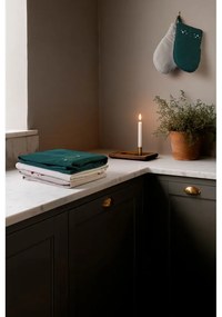 Utierka s vianočným motívom s prímesou bavlny 50x70 cm Christmas Fable – JUNA