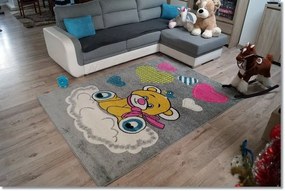 Dekorstudio Detský koberec KIDS - Sivý s Mackom Rozmer koberca: 80x150cm