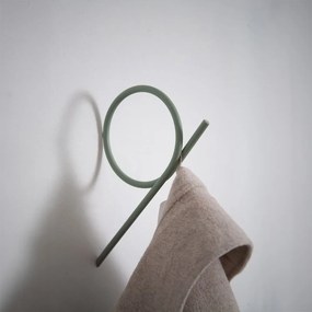 Zeleno-sivý kovový nástenný vešiak Tuba – Spinder Design