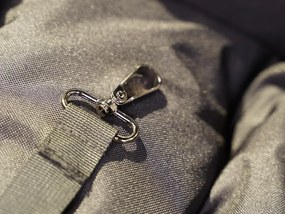 Cestovný psí pelech do auta JULIAN čierny